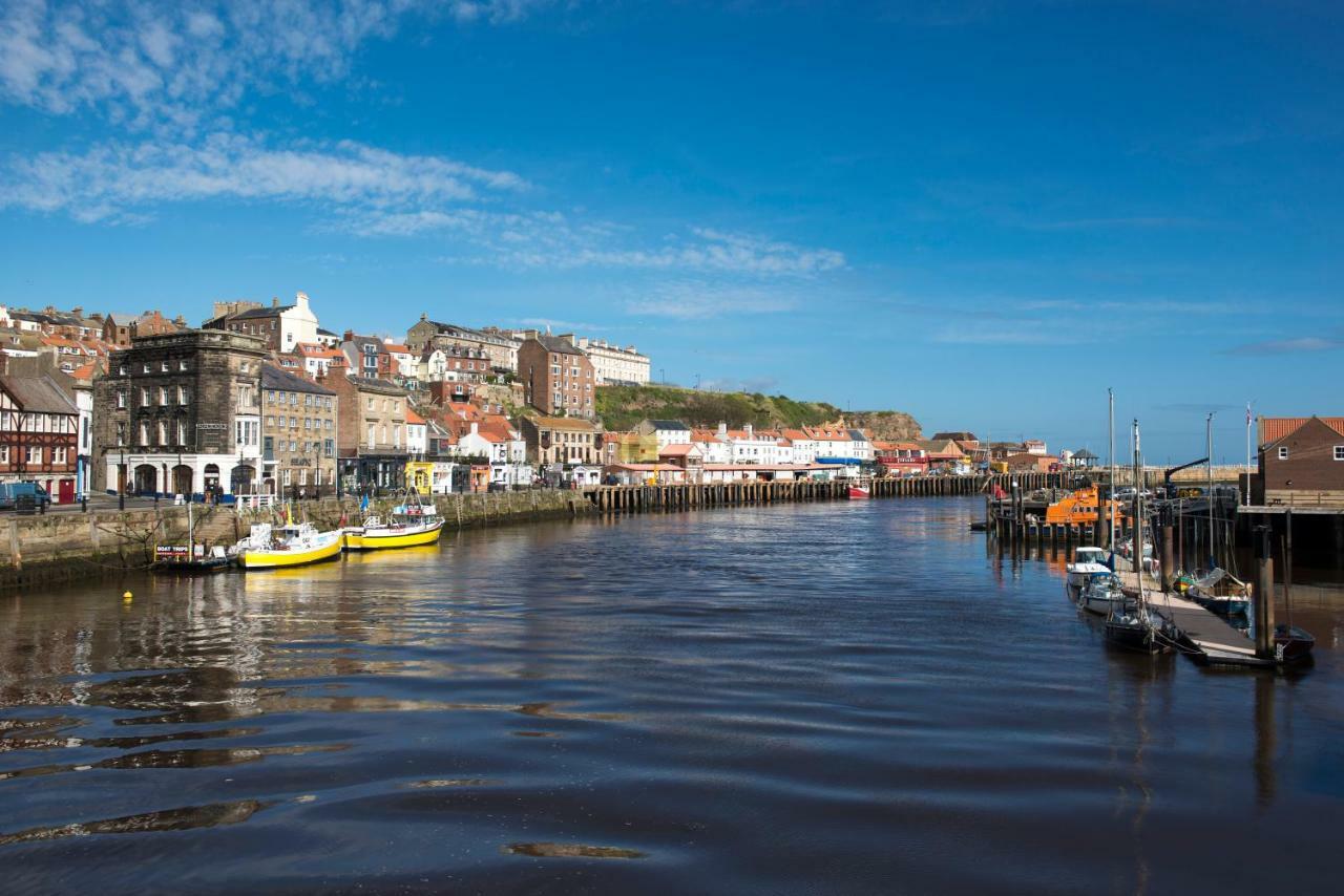 See Glympse Whitby Buitenkant foto